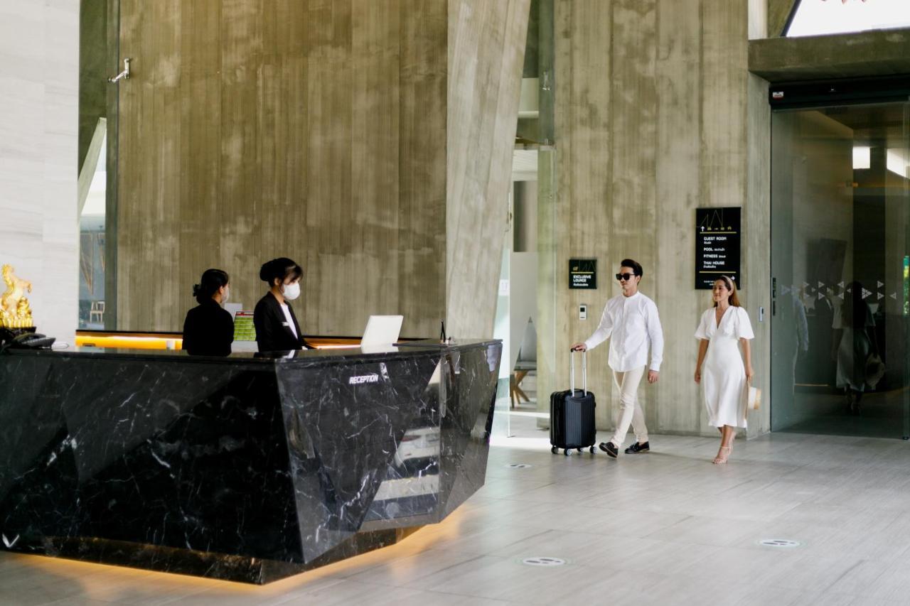 Hotel The Signature Airport