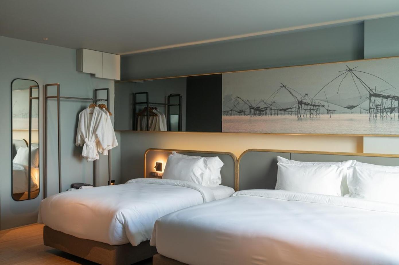 The Signature Airport 4*